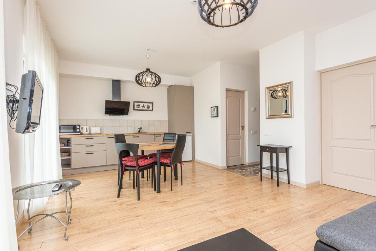 Kunigiskes Apartment Паланга Экстерьер фото